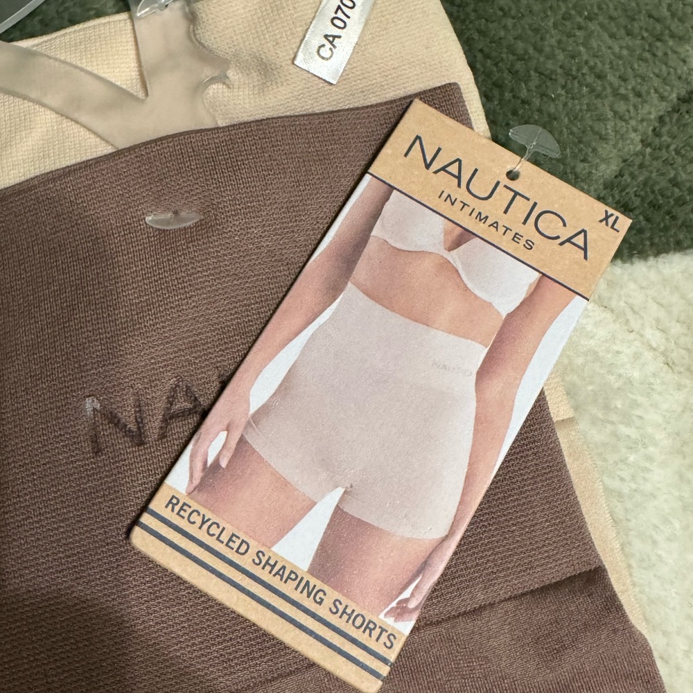 Nautica Recycled Seamless Shaping Shorts